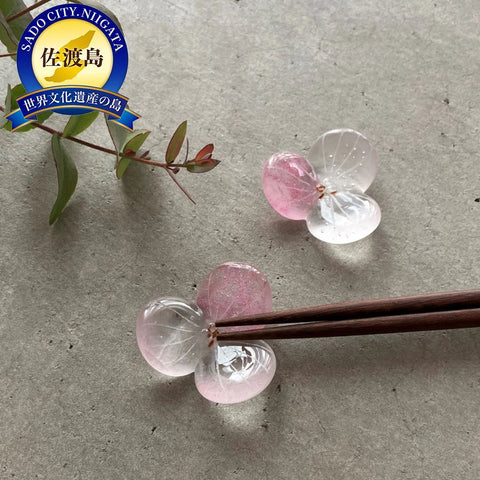 ガラスの箸置/水の花－つつじ色ー２個セット